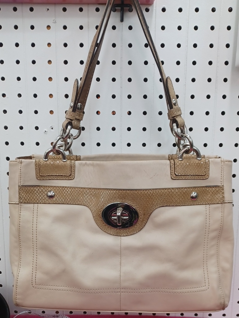 Coach Penelope Carryall F16531